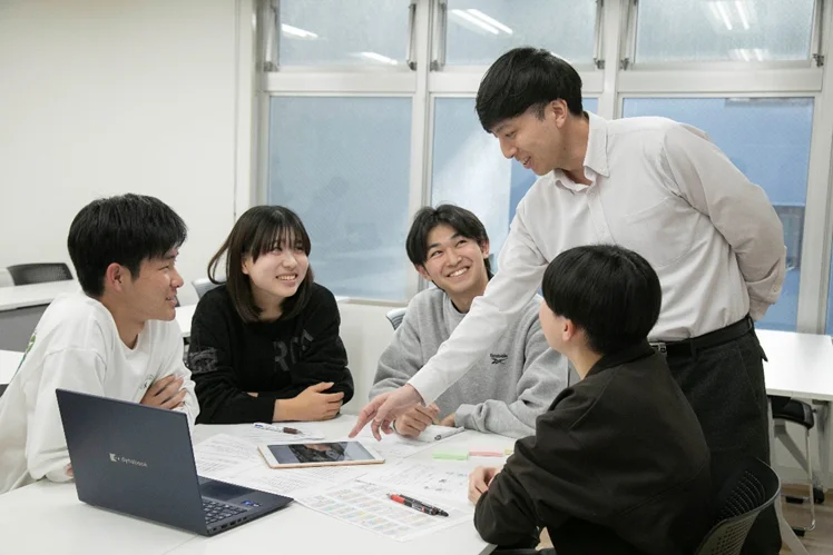 アクセス
